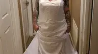 Seorang perempuan marah karena menganggap gaun pengantinnya tak sesuai dengan pesanannya (Dok.Facebook/Deux Aubrey)
