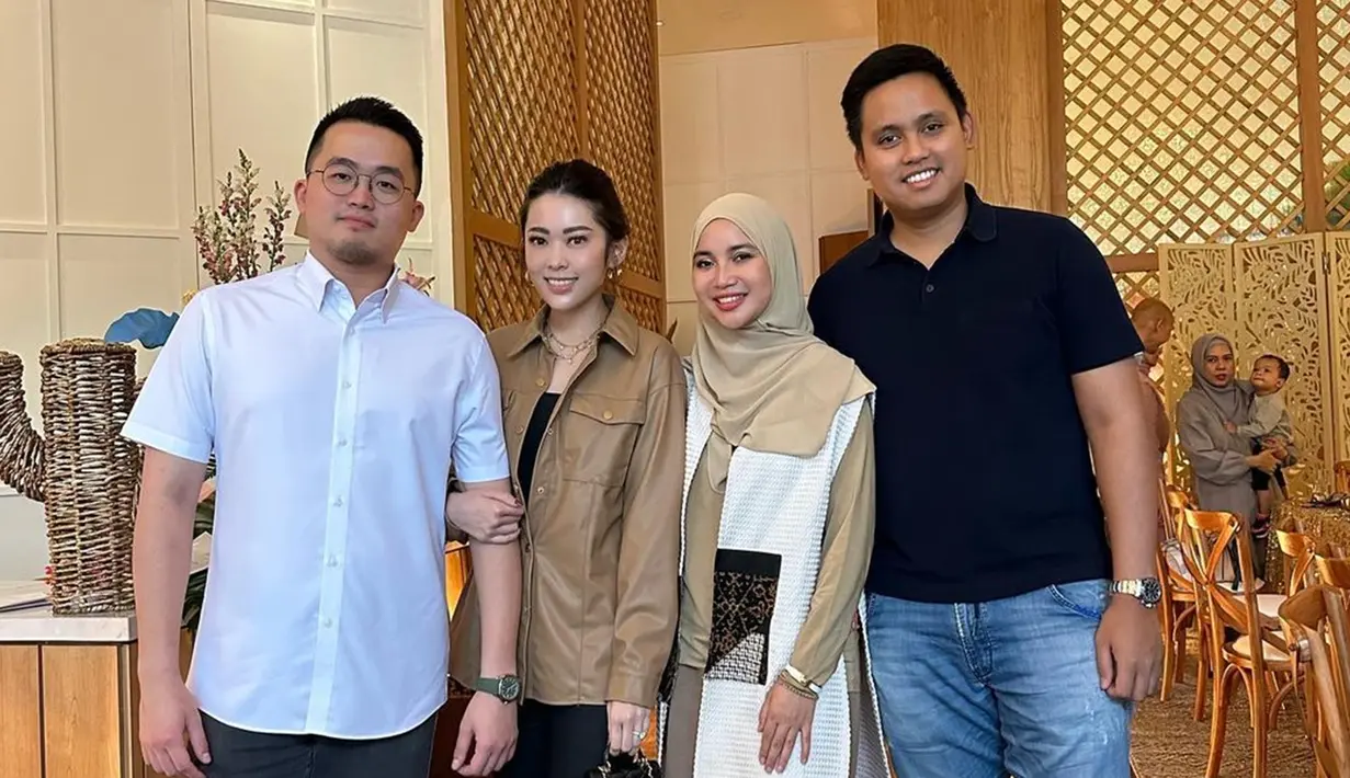 Banyaknya cinta dan sayang dari keluarga dan teman-teman membuat Chacha mensyukuri nikmat yang telah diberikan hingga usia 33 tahun ini. Lawan main Marshanda di sinetron 'Kisah Sedih di Hari Minggu' itu berterima kasih atas semua waktu, perhatian dan doa yang diberikan untuknya. (Liputan6.com/IG/@abrahamsrijaya)