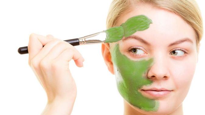 Ilustrasi masker wajah dengan bahan alami. (boldsky.com)