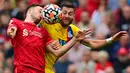 Crystal Palace memperoleh peluang di akhir babak pertama melalui Joel Ward. Sayang, sepakannya dari luar kotak penalti masih dapat diantisipasi Alisson Becker. (AFP/Paul Ellis)