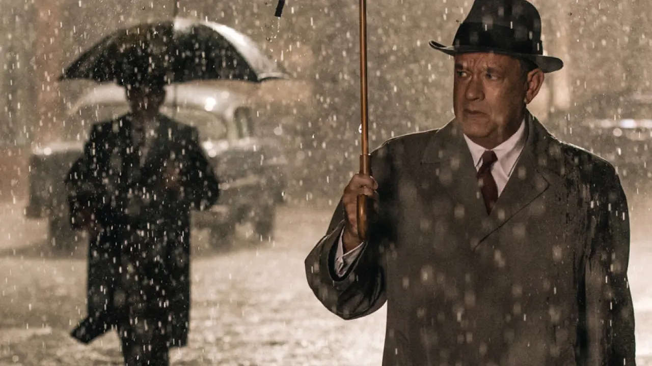 Tom Hanks Diminta Bebaskan Tawanan dalam Trailer Bridge of Spies