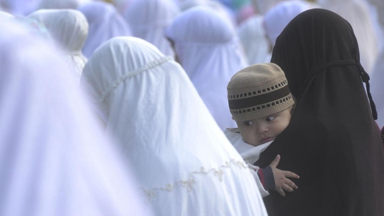 Melaksanakan Salat Idul Fitri 1436 H di Kebun Raya Bogor
