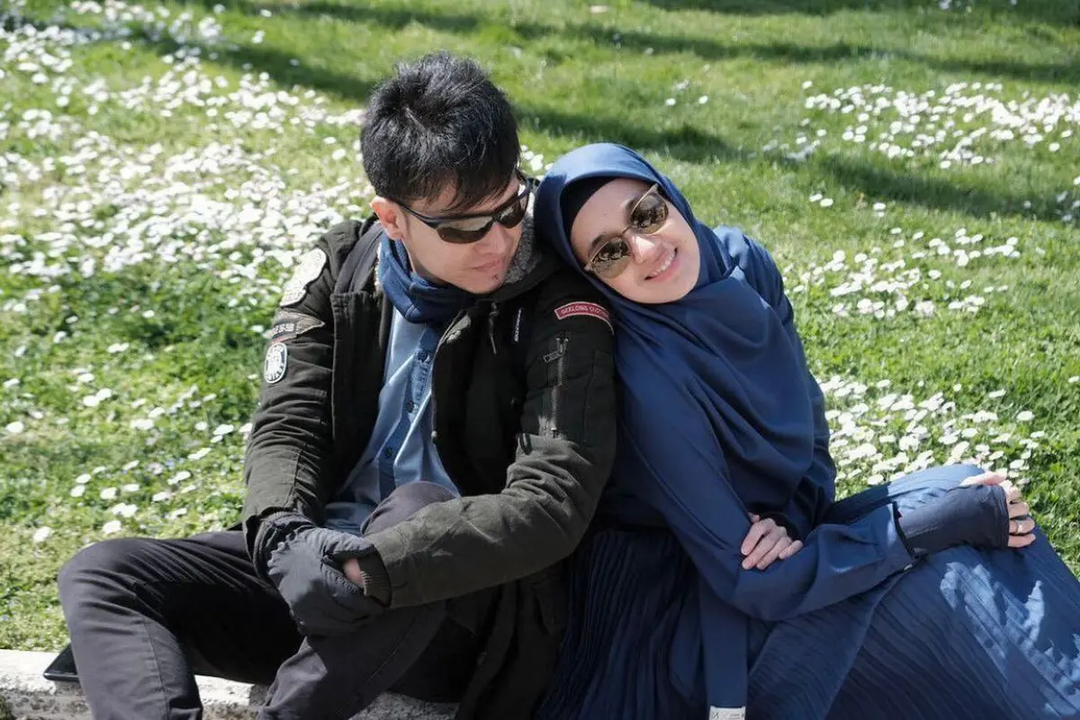Potret Dhini Aminarti dan Dimas Seto (Instagram/@dhiniaminarti)