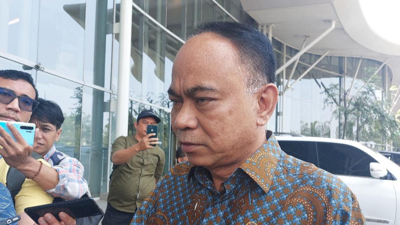 Ini Pesan Khusus Menkominfo Budi Arie ke Meutya Hafid setelah Serah Terima Jabatan