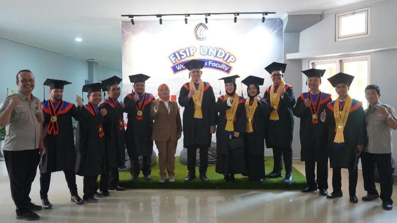 Melanjutkan S2 Bersama Sang Suami