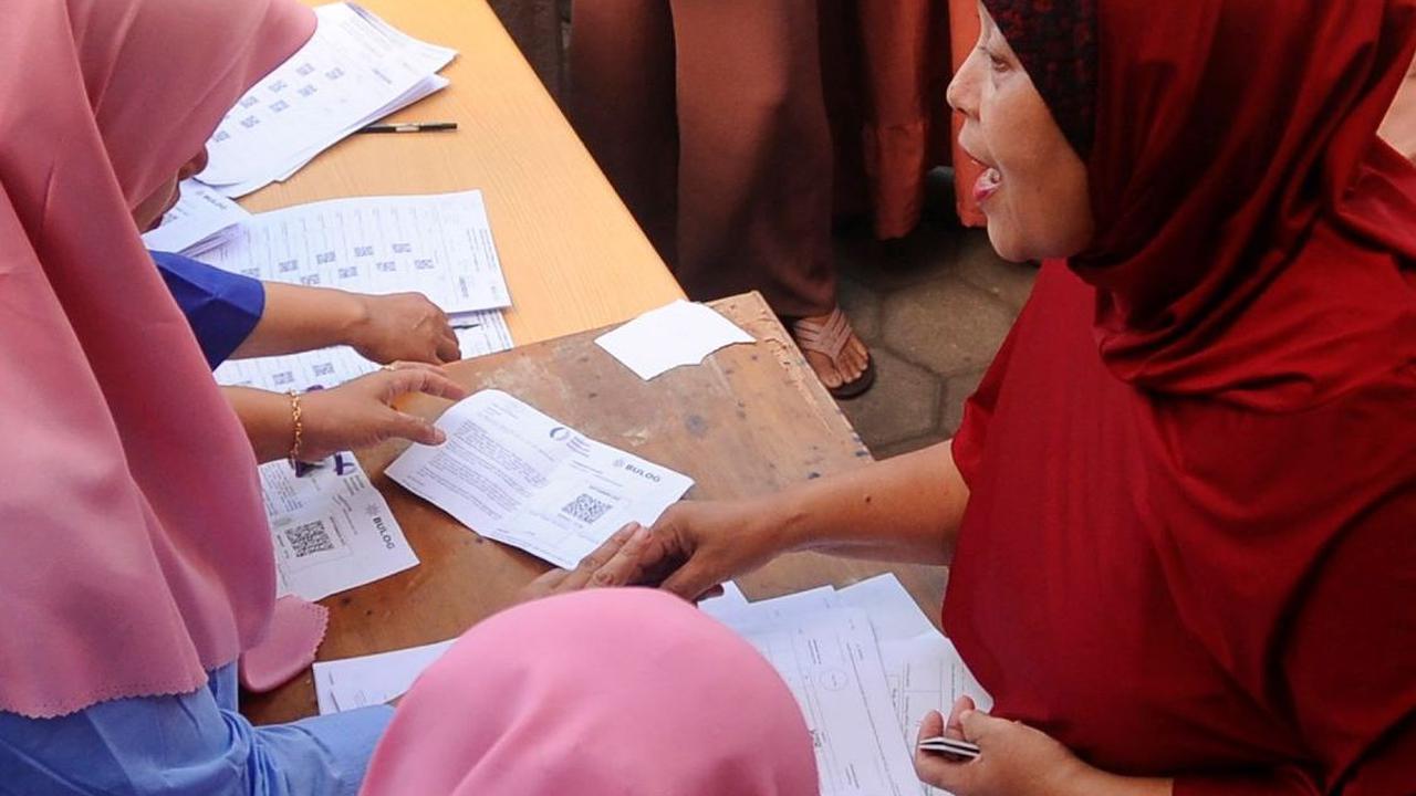 Serta membantu pengendalian inflasi sebagai dampak kenaikan harga beras saat ini.