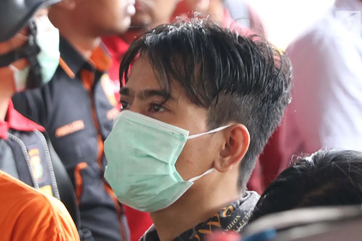 Konsumsi Narkoba, Aris Idol Ditangkap Polisi