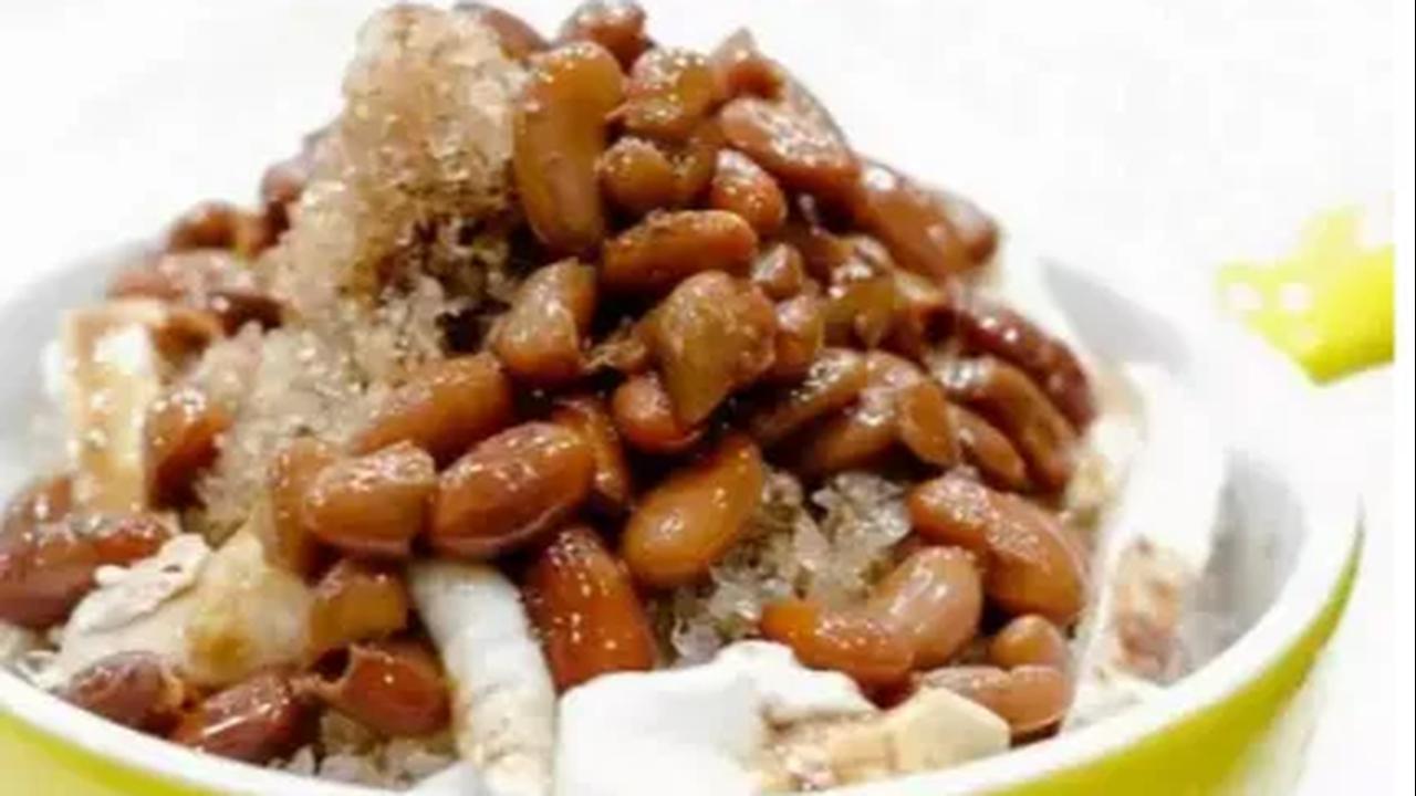 5. Resep Minuman Simple: Es Kacang Merah Kelapa Parut