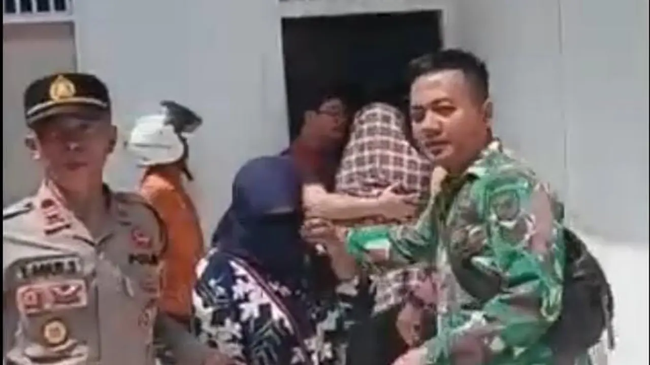 Politik Uang