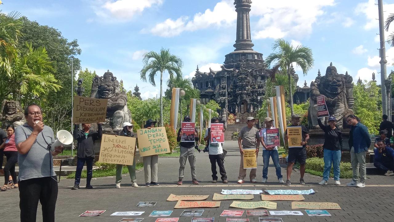 Solidaritas Jurnalis Bali Dukung Tempo, Minta Hakim Tolak Gugatan Rp200 Miliar Mentan Amran