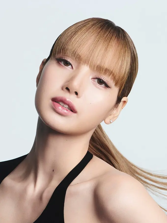 Bersanding dengan Anne Hathaway, Lisa BLACKPINK Resmi Jadi Global Brand Ambassador Shiseido