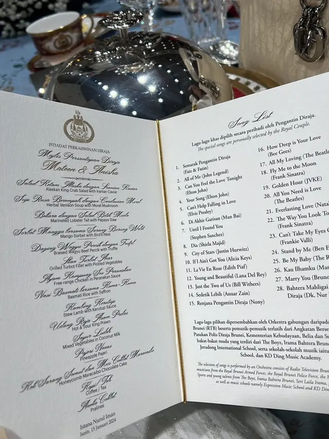 Menu makanan di pesta pernikahan Pangeran Abdul Mateen dan Anisha Rosnah di Brunei Darussalam. (Instagram _karraminah dan  X/@arfdy12)