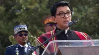 Presiden Andry Rajoelina saat berpidato dalam sebuah upacara kenegaraan pada 2 September 2025 di Antananarivo, Madagaskar. (Dok. AP/Alexander Joe, arsip)&nbsp;&nbsp;&nbsp;