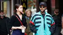 Spesifiknya, The Weeknd "menceritakan" bahwa ia hampir mendonorkan ginjalnya untuk Selena Gomez. (Getty Images - glamour.es)