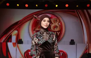 Potret Lesti Kejora Anggun Pakai Busana Ivan Gunawan di Dangdut Academy 8