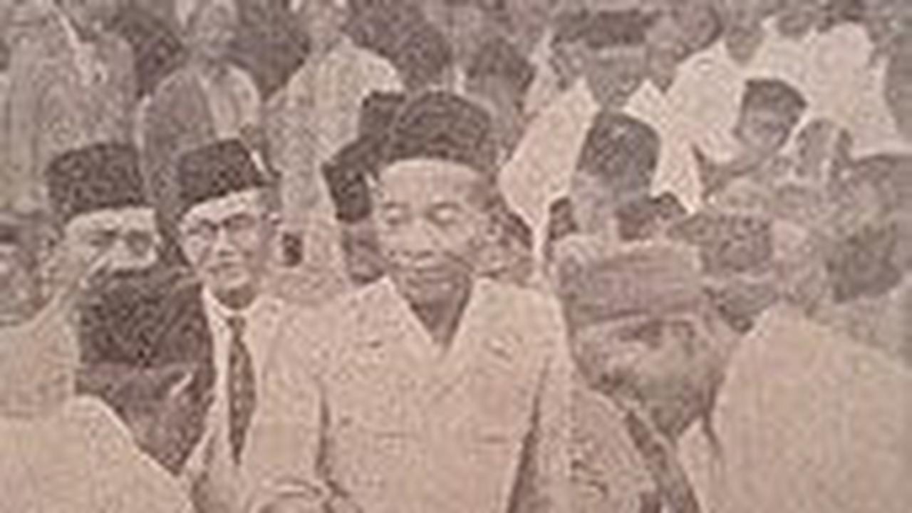 <b>Situasi Pemerintahan Genting</b>