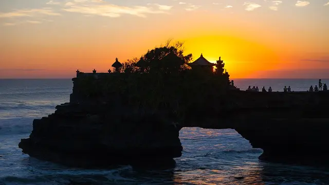 6 Fakta Menarik Tabanan yang Terkenal dengan Wisata Tanah Lot