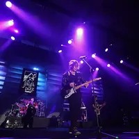 Goo Goo Dolls adalah salah satu dari sekian banyak magnet yang membuat hari penutupan Java Jazz 2018 menjadi meriah. (Bambang E. Ros/Bintang.com)