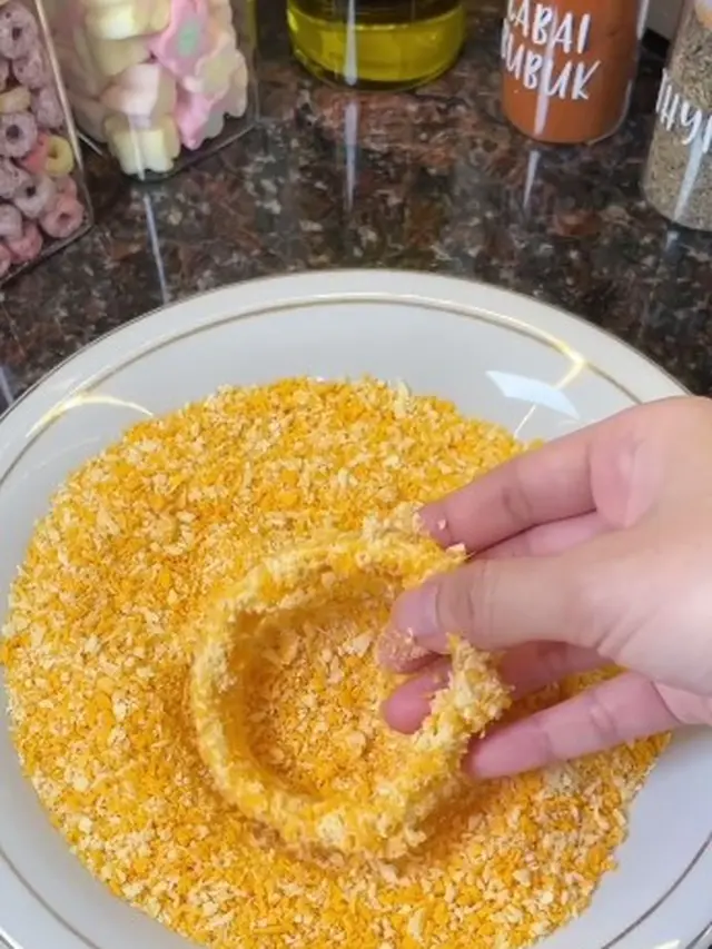 Pakai 1 Bahan Minuman, Ini Cara Bikin Onion Ring Garing dan Tahan Lama