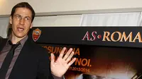 Pelatih Roma: Tidak Ada Waktu untuk Berpesta