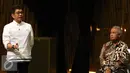 Caketum PSSI 2016-2010, Eddy Rumpoko (kiri) melakukan debat terbuka dengan Djohar Arifin Husin di Hall SCTV Tower, Jakarta, Selasa (4/10). Rencananya, pemilihan Ketua Umum PSSI akan dilaksanakan pada 17 Oktober mendatang. (Liputan6.com/Helmi Fithriansyah)