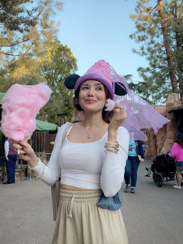 6 Potret Sheila Salsabila, Sahabat yang Sebut Marshanda Hilang di LA