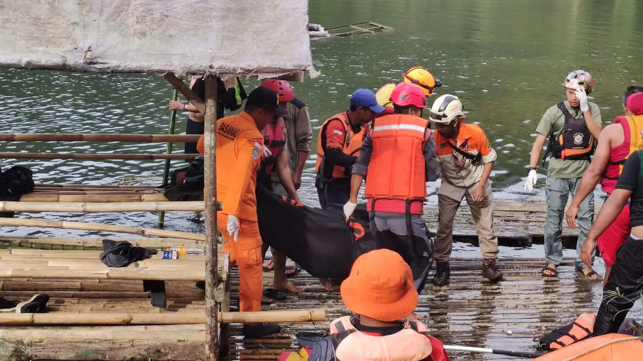 Dua Wisatawan di Situ Gunung Sukabumi Meninggal Tenggelam