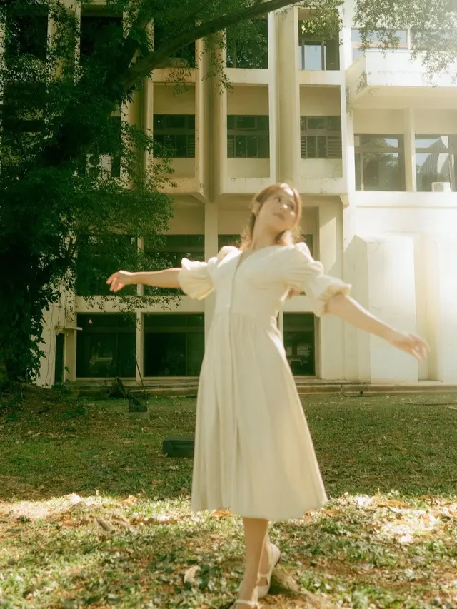 Ide Outfit Nadine Amizah