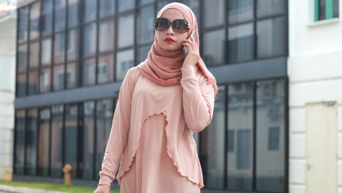 Ini Alasan Hijabers Suka Kombinasi Warna Pastel Di Baju Muslim Fashion Fimela Com