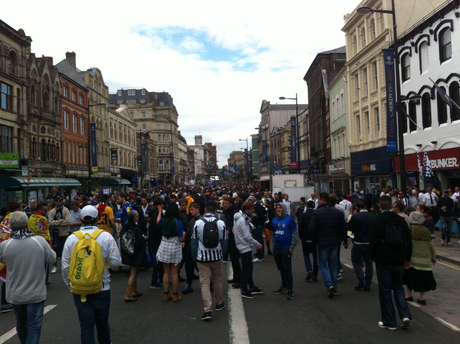 Suasana Fan Festival di Cardiff (Liputan6.com/Harley Ikhsan)