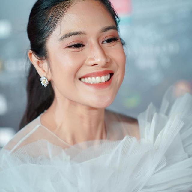 Dian Sastrowardoyo. (@therealdisastr/https://www.instagram.com/p/B56fu59Bl_Y/