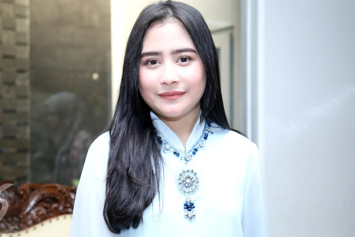 Prilly Latuconsina