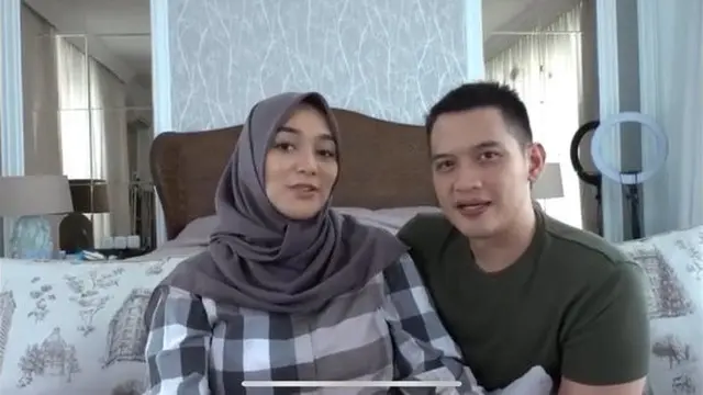 video di saluran YouTube Ciky Citra Rezky dengan tajuk 'Jenis Kelamin Anak kitaaa...Harus Nonton!!!' (YouTube/CikiCitraRezky)