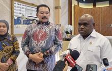 Temui Jaksa Agung, MenHAM Natalius Pigai Bakal Bentuk Unit Penyidik Pelanggaran HAM Berat di Komnas HAM
