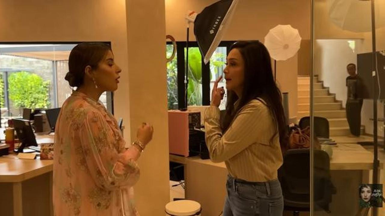 6 Potret Rumah Maia Estianty yang Disulap Jadi Kantor, Modern dan Estetis