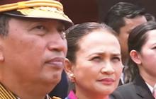 Sederhana tapi Manis, Sikap Istri Kapolri ke Sang Jenderal di Tengah Terik Matahari jadi Sorotan
