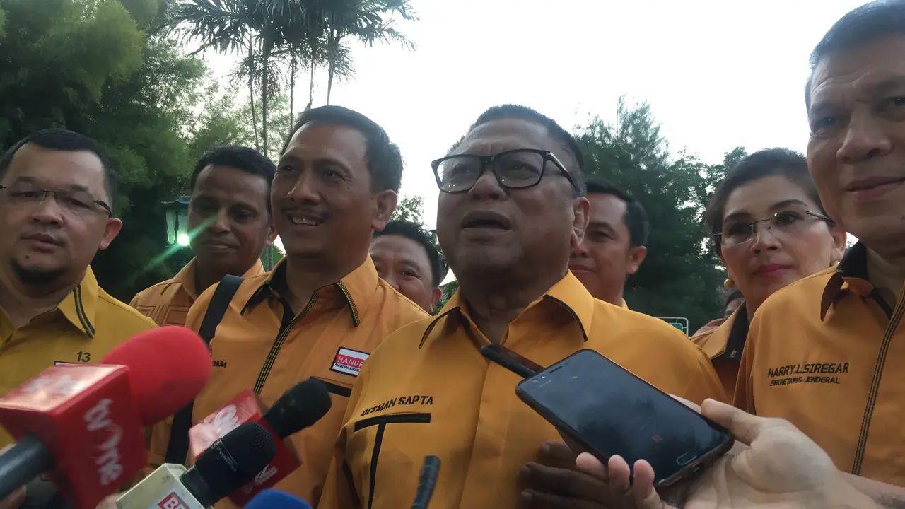 Ketua Umum Partai Hanura Oesman Sapta Odang bertemu Presiden Jokowi di Istana Bogor, Rabu (24/7/2019).