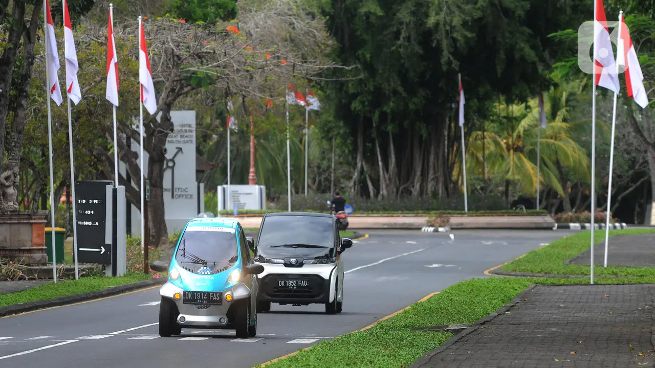 Melihat Mobil Listrik yang Disewakan Kepada Wisatawan di Bali