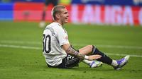 Franco Mastantuono dari Real Madrid bereaksi dalam laga La Liga antara Real Oviedo dan Real Madrid di Stadion Carlos Tartiere, Oviedo, Spanyol, Minggu, 24 Agustus 2025. (AP Photo/Miguel Oses)