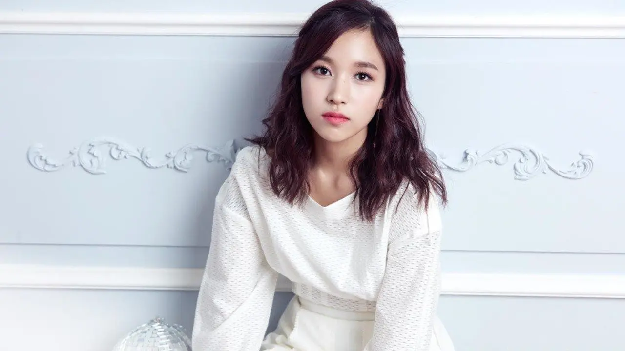Mina TWICE
