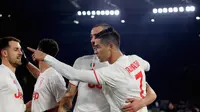 Skuat Juventus merayakan gol yang dicetak Cristiano Ronaldo ke gawang AS Roma. (Dok. UEFA Champions League)