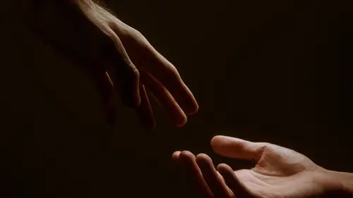 Arti Mimpi Orang Meninggal | Pertanda Buruk atau Pesan dari Alam Gaib?
