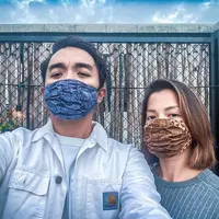 Kabar menyedihkan beberapa waktu belakangan datang dari dunia hiburan, di mana sejumlah artis mengumumkan bahwa dirinya terpapar virus Covid-19. Terbaru ada Dipha Barus dan sang istri, Vanessa Budiharja. (Instagram/diphabarus)