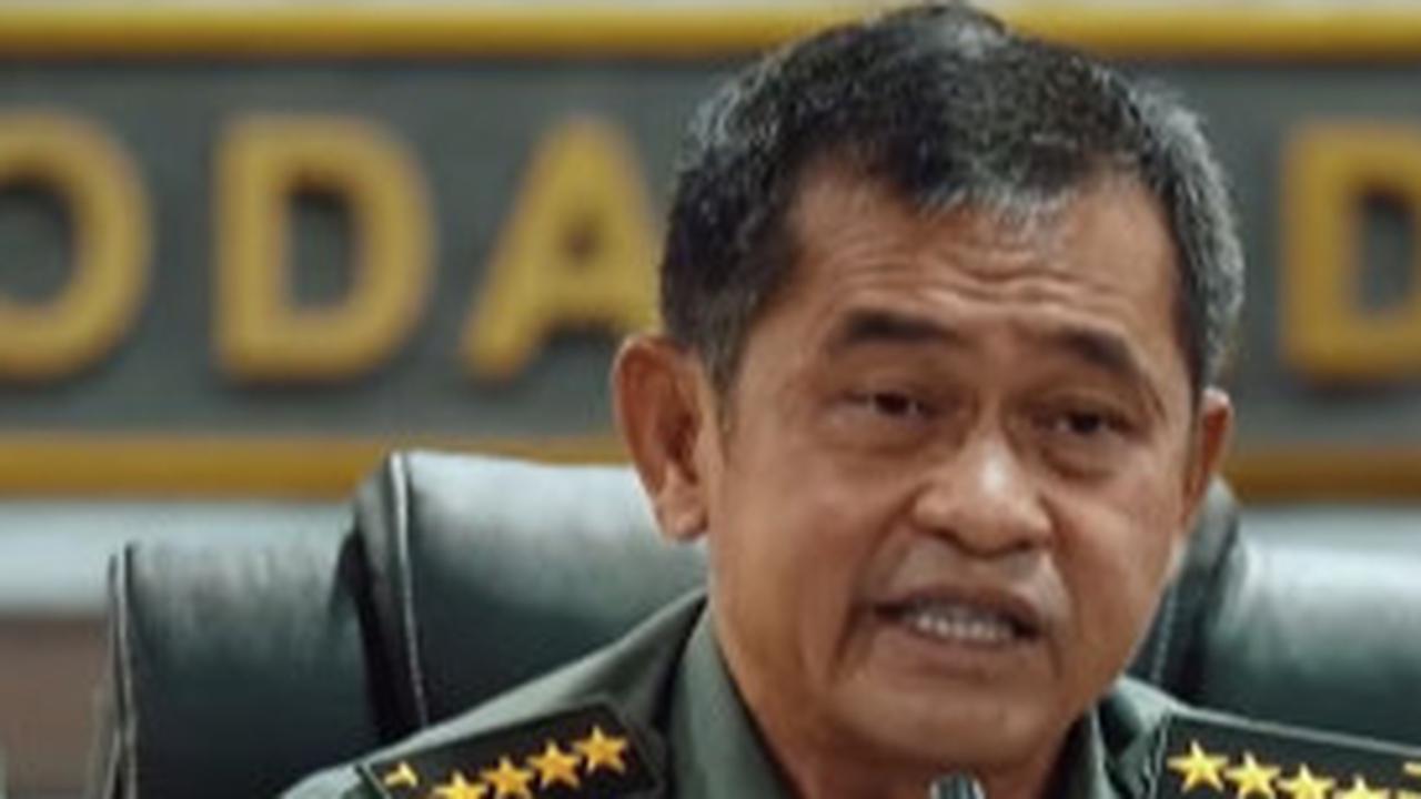 “Saya akan tegas tentang ini!,” pungkas dia secara tegas dan lantang.<br>