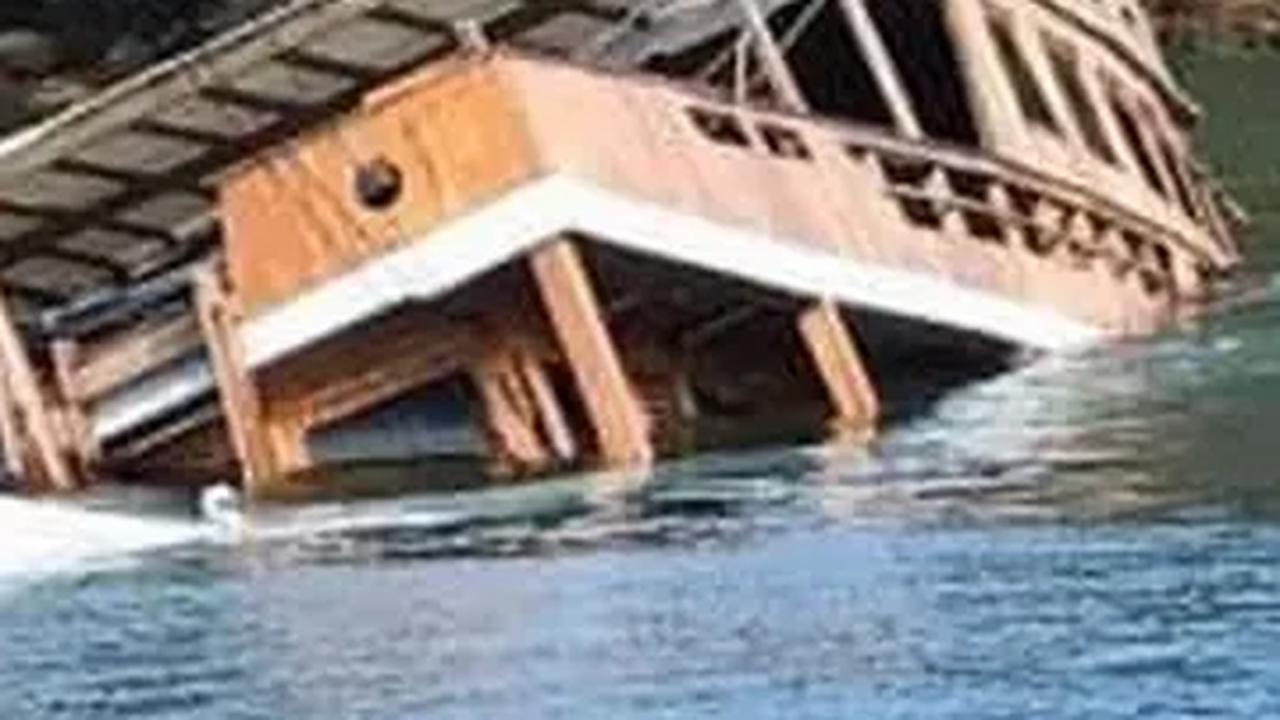 Kapal Wisata Kembali Kandas di Labuan Bajo, Puluhan Turis Asing Diangkut Kapal Penyelamat