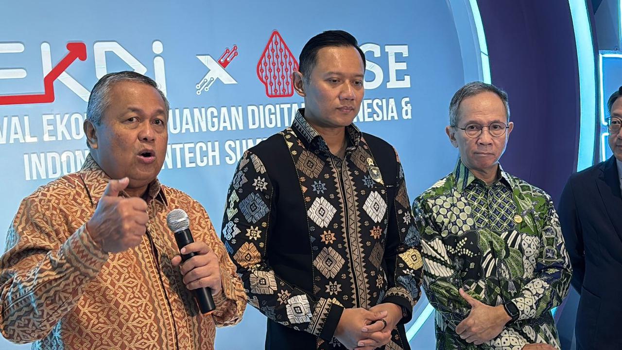 BI Luncurkan QRIS Tap untuk 5 Moda Transportasi, Tinggal Tempel HP Tanpa Scan Barcode