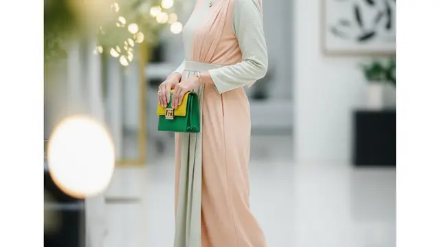 Fashion Hacks untuk Memanfaatkan Outfit Lebaran (AI)