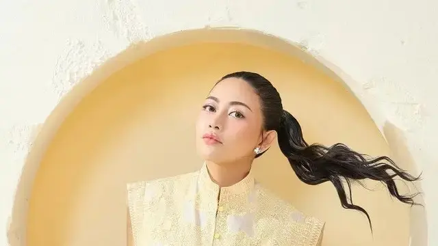 Inspirasi baju lebaran 2025 (credit: instagram/rachelvennya)