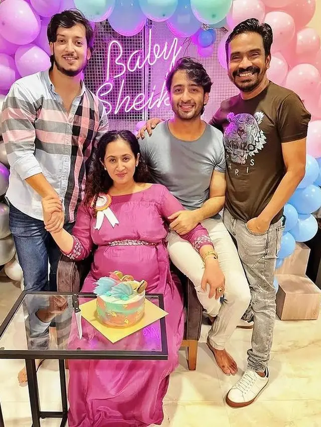 6 Momen Baby Shower Istri Shaheer Sheikh, Meriah Digelar Bersama Keluarga