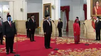 Presiden Jokowi melantik  6 Menteri baru dan 5 wakil menteri di Istana Kepresidenan. (YouTube Sekretariat Presiden)